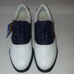 Lady Fairway Shoes Golf Shoes - Size 6.5